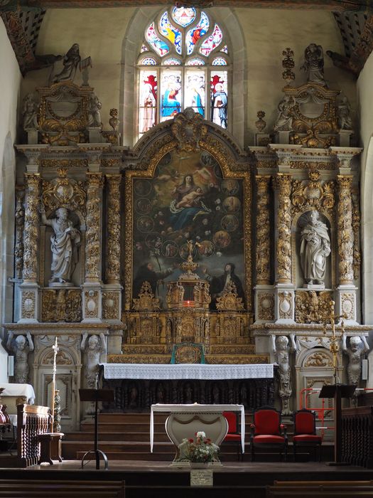 retable du maître-autel, statues : saint Pierre, saint Paul, tableau : Remise du rosaire (la) - © Ministère de la Culture (France), Conservation des antiquités et des objets d’art du Finistère, tous droits réservés