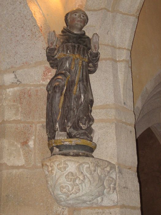 statue : Saint François aux stigmates - © Ministère de la Culture (France), Conservation des antiquités et des objets d’art du Finistère, tous droits réservés