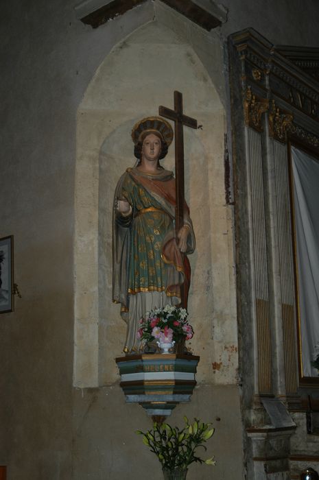 statue : Sainte Hélène - © Ministère de la Culture (France), Conservation des antiquités et des objets d’art du Finistère, tous droits réservés