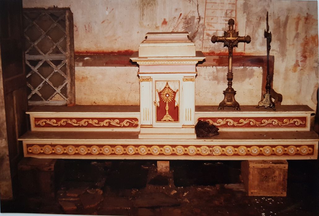 gradins et tabernacle du maître-autel - © Ministère de la Culture (France), Conservation des antiquités et des objets d’art du Finistère, tous droits réservés