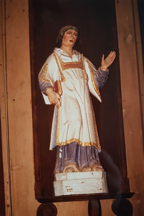 statue : Saint diacre - © Ministère de la Culture (France), Conservation des antiquités et des objets d’art du Finistère, tous droits réservés