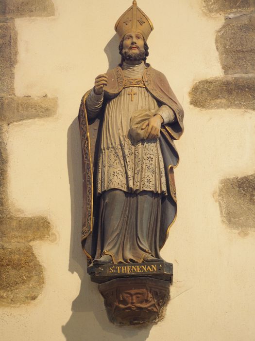 statue : Saint Ténénan - © Ministère de la Culture (France), Conservation des antiquités et des objets d’art du Finistère, tous droits réservés