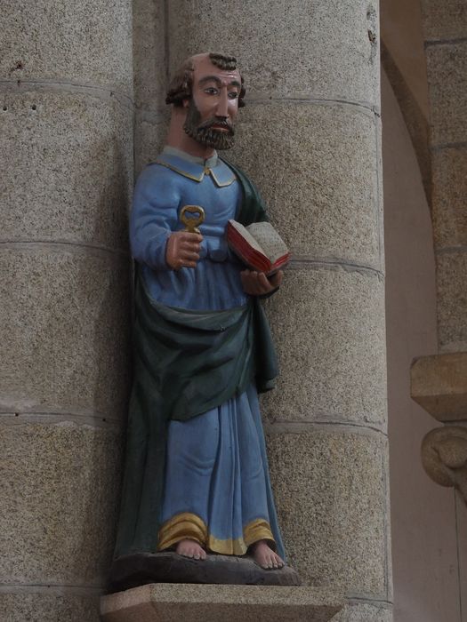 statue : Saint Pierre - © Ministère de la Culture (France), Conservation des antiquités et des objets d’art du Finistère, tous droits réservés