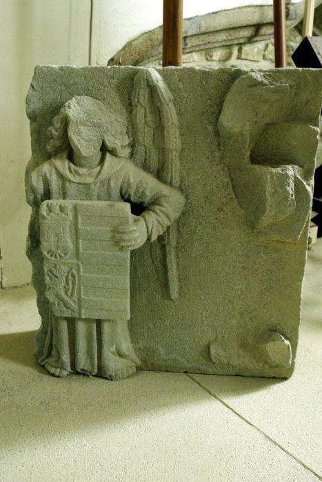 élément lapidaire n°2 : Armoiries de Kermavan-Quelen