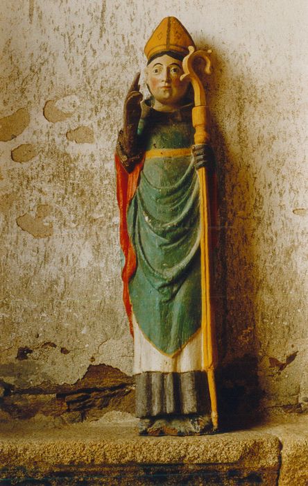 statue : Saint Vio en évêque - © Ministère de la Culture (France), Conservation des antiquités et des objets d’art du Finistère, tous droits réservés