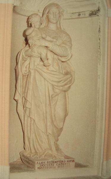 Statue : Vierge à l'Enfant