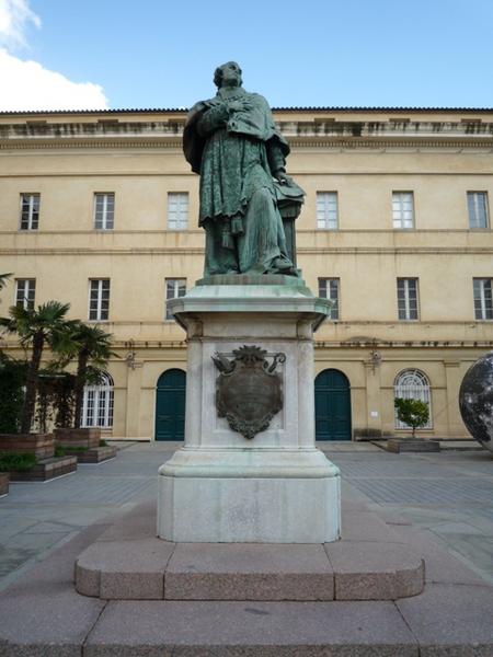 monument commémoratif : le cardinal Fesch, vue générale