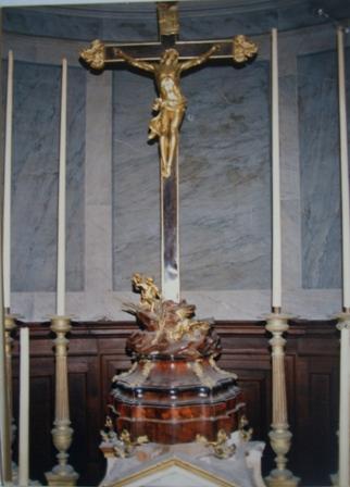 croix d'autel (crucifix), vue générale