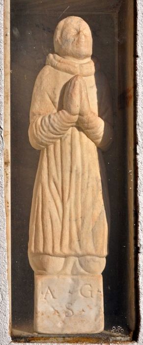 statuette : Moine - © Ministère de la Culture (France), Conservation des antiquités et des objets d’art de Corse-du-Sud – Tous droits réservés
