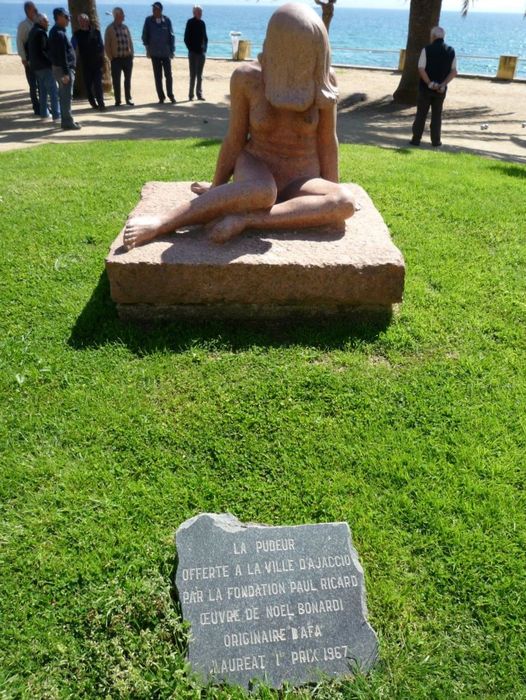 statue : La Pudeur - © Ministère de la Culture (France), Conservation des antiquités et des objets d’art de Corse-du-Sud – Tous droits réservés 