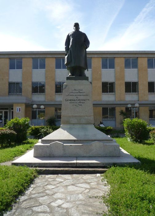 statue du général Grossetti de Michelet - © Ministère de la Culture (France), Conservation des antiquités et des objets d’art de Corse-du-Sud – Tous droits réservés 