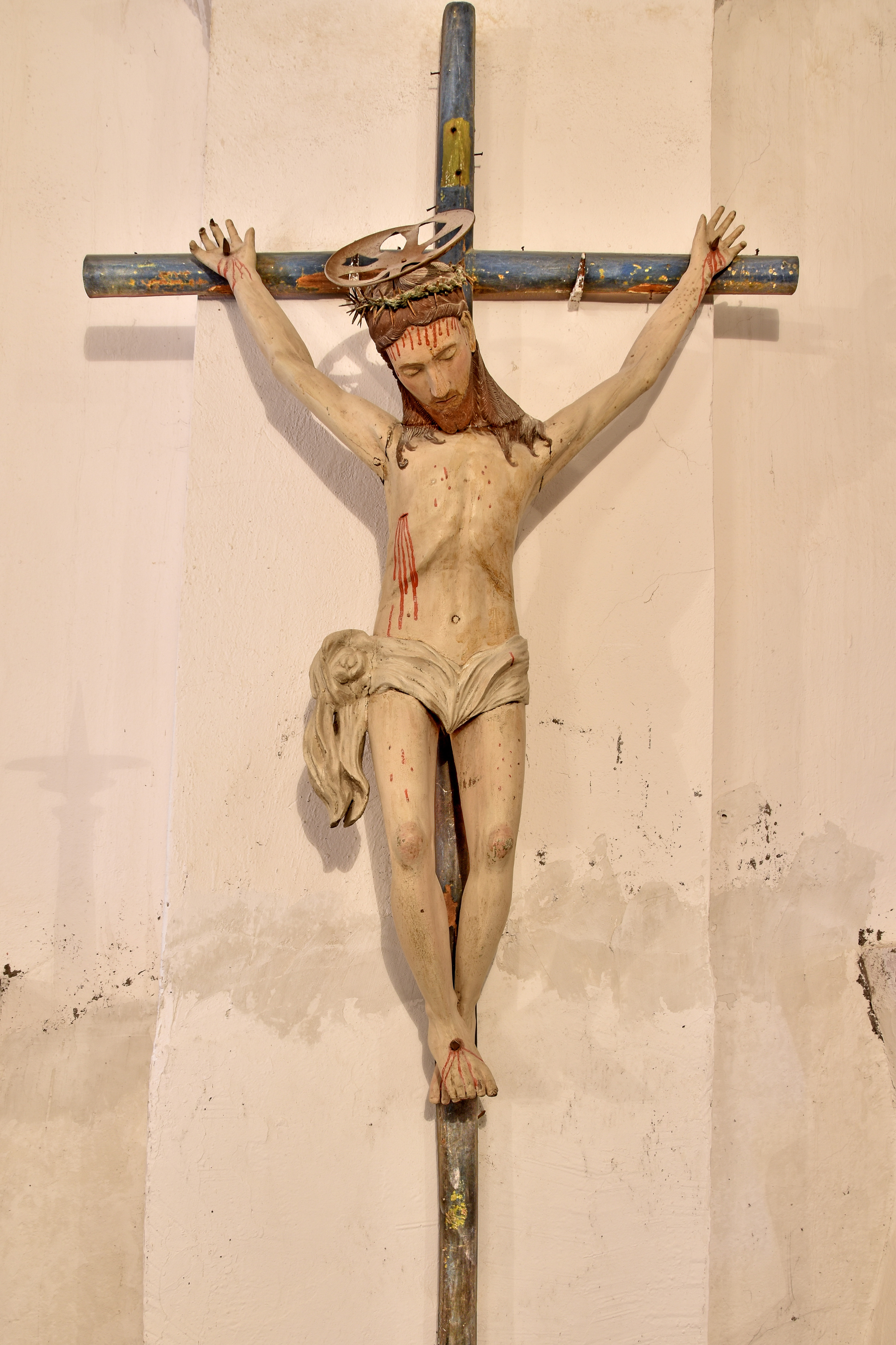 statue (petite nature) : Christ en croix - © Ministère de la Culture (France), Conservation des antiquités et des objets d'art de Corse, tous droits réservés