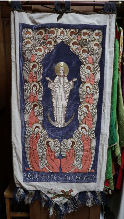 bannière de procession : Assomption de la Vierge