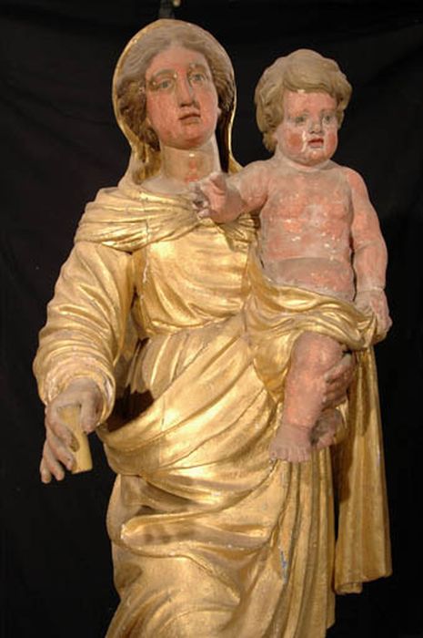 statue : Vierge à l'Enfant, vue partielle