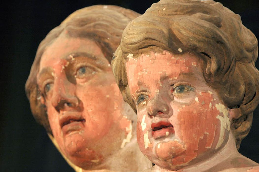 statue : Vierge à l'Enfant, détail