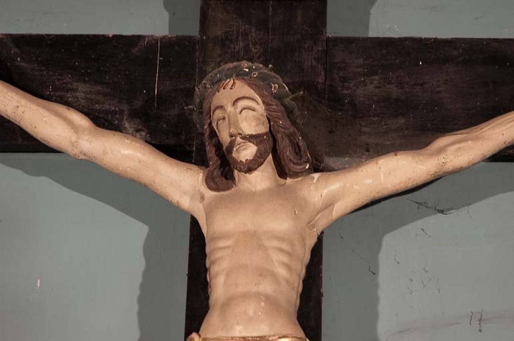 statue : Christ en croix, vue partielle - © Ministère de la Culture (France), Conservation des antiquités et des objets d’art de la Haute-Garonne – Tous droits réservés 