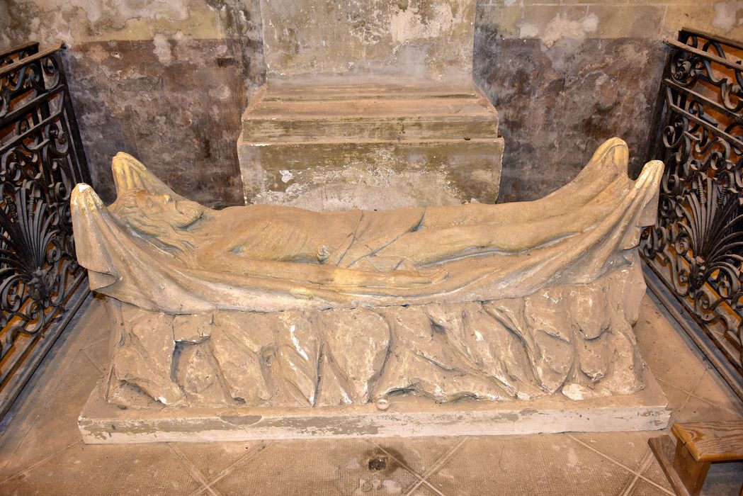 statue : Christ de Sépulcre (le)