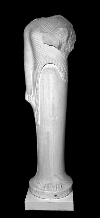 statue : Héra de Samos (D-79-4-8)