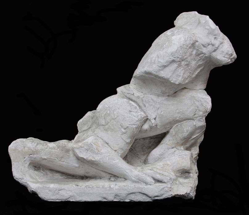 bas-relief : Trésor des Mégariens (sculptures du fronton) (D-79-4-49)
