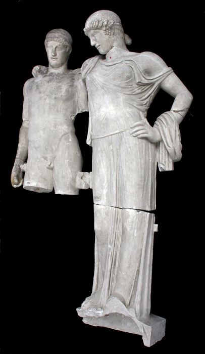 groupe sculpté : Oreste et Electre (D-79-4-274)