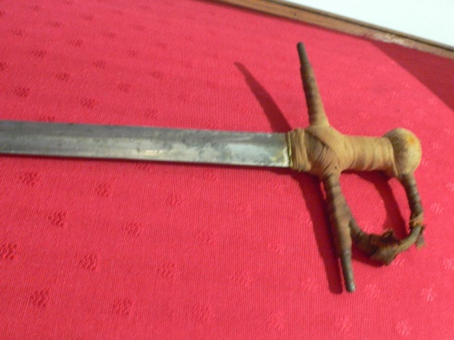 épée de fer de Salvador Sanchez - © Ministère de la Culture (France), Conservation des antiquités et des objets d’art de l’Hérault – Tous droits réservés