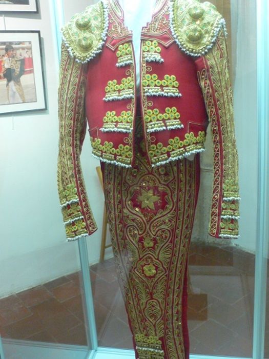 habit de lumières du torero Christian Montcouquiol - © Ministère de la Culture (France), Conservation des antiquités et des objets d’art de l’Hérault – Tous droits réservés
