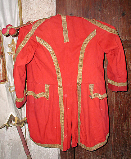costume de suisse de 2e classe - © Ministère de la Culture (France), Conservation des antiquités et des objets d’art de l’Hérault – Tous droits réservés