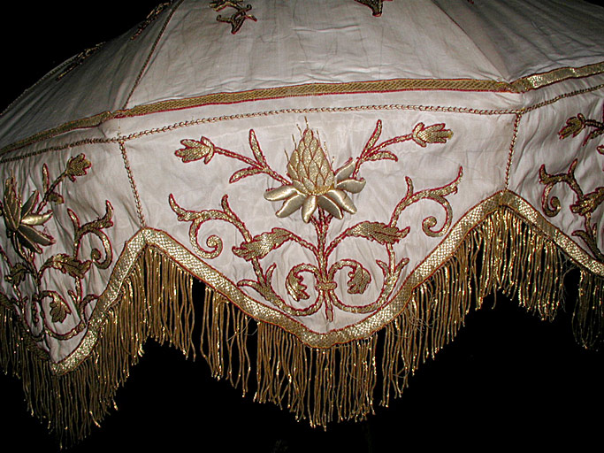 crédence, détail - © Ministère de la Culture (France), Conservation des antiquités et des objets d’art de l’Hérault – Tous droits réservés 