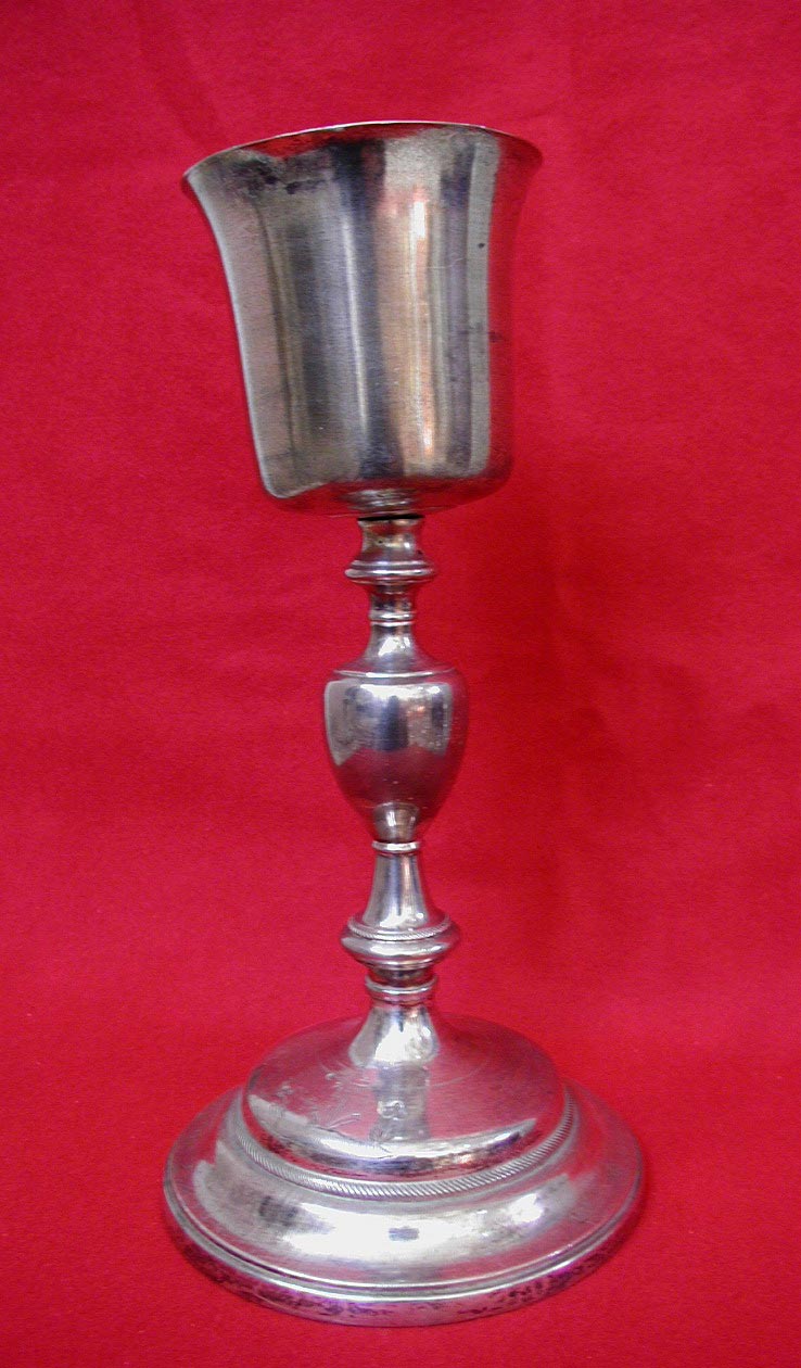 calice - © Ministère de la Culture (France), Conservation des antiquités et des objets d’art de l’Hérault – Tous droits réservés