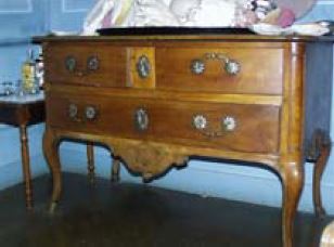 commode dite commode d'Aix - © Ministère de la Culture (France), Conservation des antiquités et des objets d’art de l’Hérault – Tous droits réservés