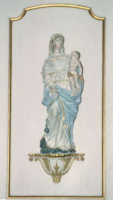 statue : Vierge à l'Enfant