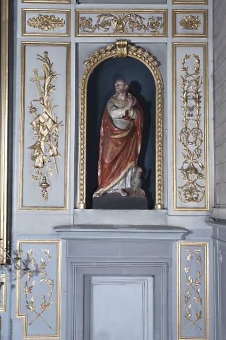 Statue du maître-autel : Saint Pierre