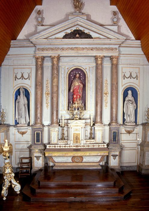 maître-autel, retable, statues : Saint Martin, Saint Louis - © Ministère de la Culture (France), Conservation des antiquités et des objets d'art d'Ille-et-Vilaine, tous droits réservés