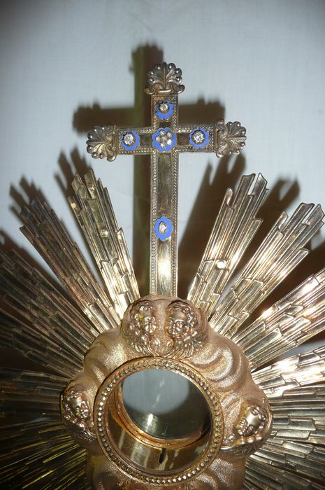 ostensoir, détail - © Ministère de la Culture (France), Conservation des antiquités et des objets d'art d'Ille-et-Vilaine, tous droits réservés