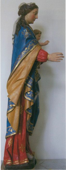 statue : Vierge à l'Enfant, profil droit, vue générale