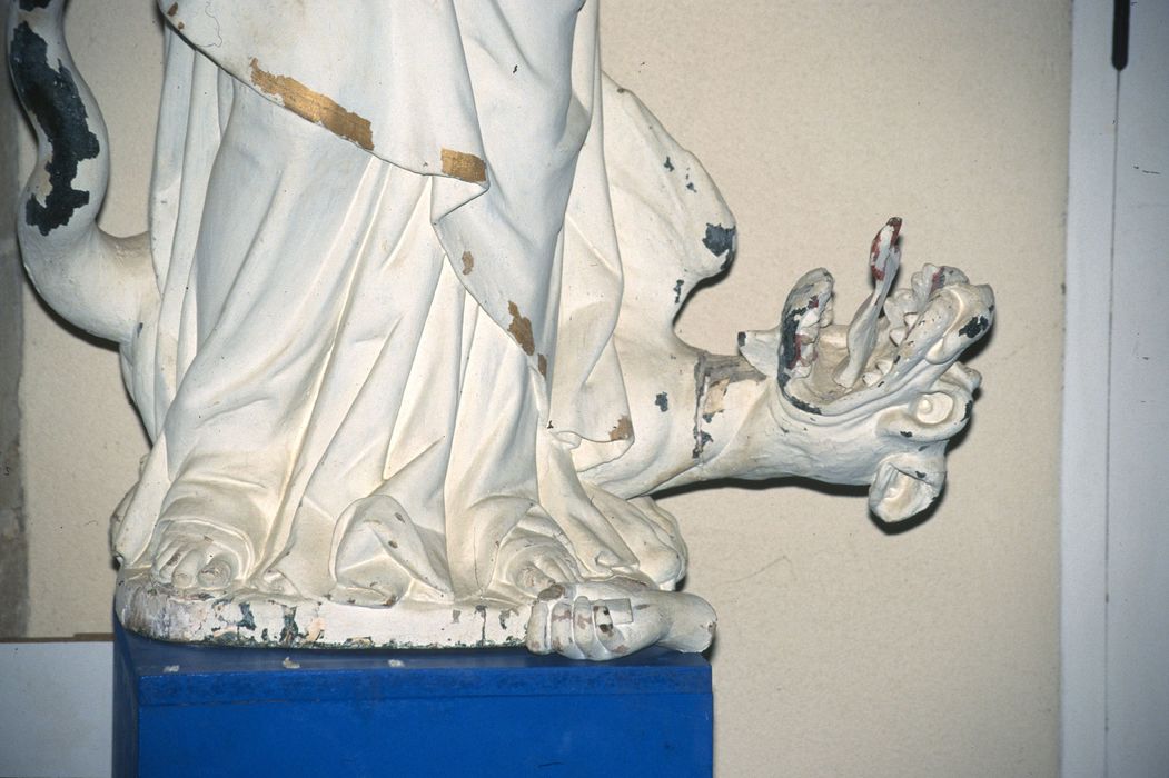 statue : Sainte Marguerite, détail