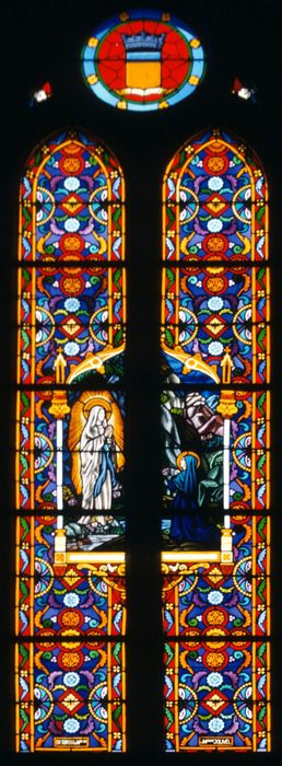 verrière : Apparition de la Vierge à sainte Bernadette