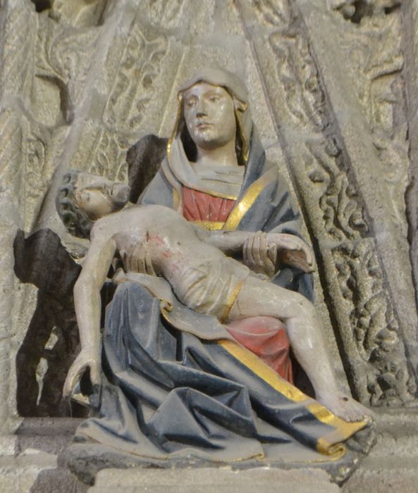 groupe sculpté : Vierge de douleur