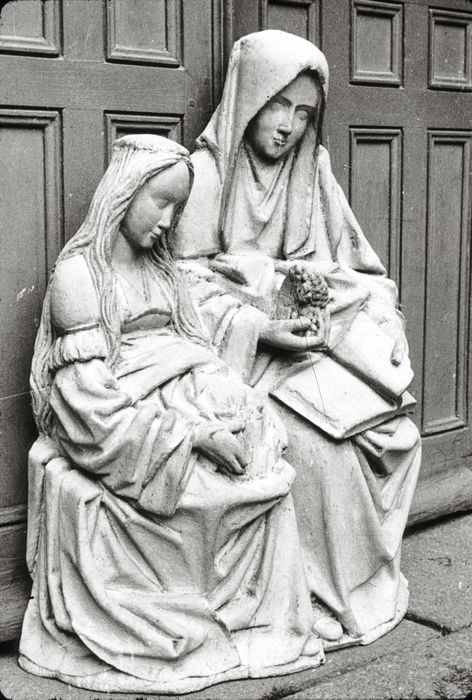 groupe sculpté : sainte Anne et la Vierge