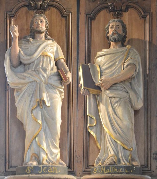 statues : Saint Jean, Saint Matthieu