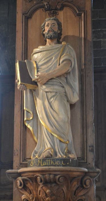 statue : Saint Matthieu