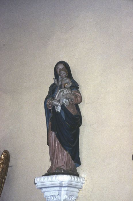 statue : Vierge à l'Enfant