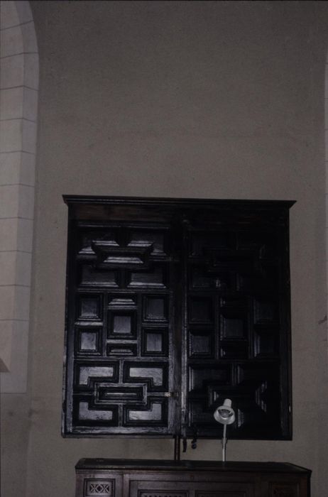 armoire à bannières - © Ministère de la Culture (France), Conservation des antiquités et des objets d’art d’Ille-et-Vilaine - Tous droits réservés