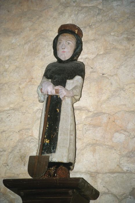 statue : Saint Fiacre - © Ministère de la Culture (France), Conservation des antiquités et des objets d’art d’Ille-et-Vilaine - Tous droits réservés