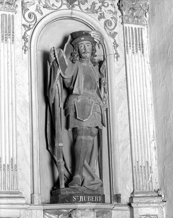 statue : Saint Hubert