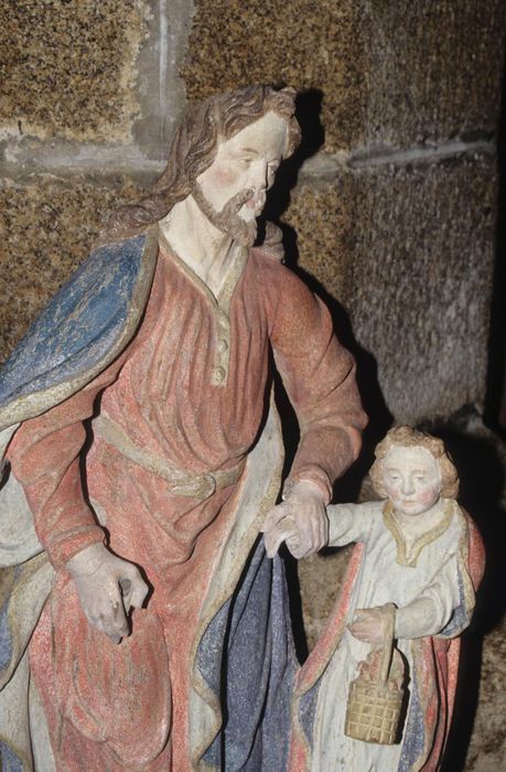 groupe sculpté : Saint Joseph et l'Enfant, vue partielle