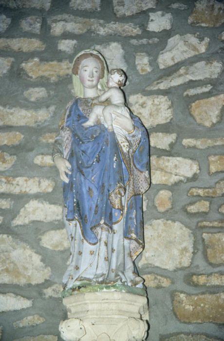 statue : Vierge à l'Enfant