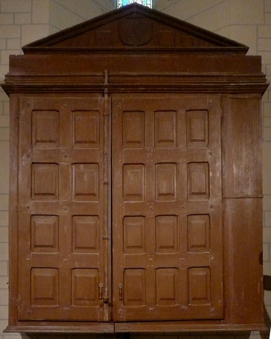 armoire à bannières - © Ministère de la Culture (France), Conservation des antiquités et des objets d’art d’Ille-et-Vilaine - Tous droits réservés