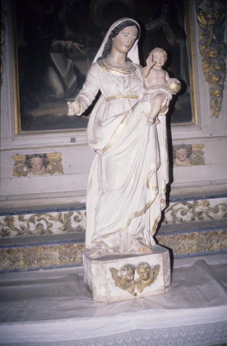 statue : Vierge à l'Enfant