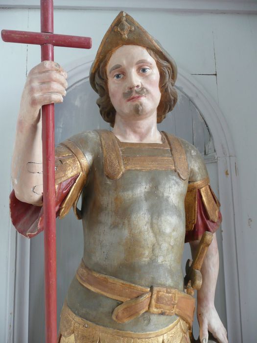 statue : Saint Julien, vue partielle